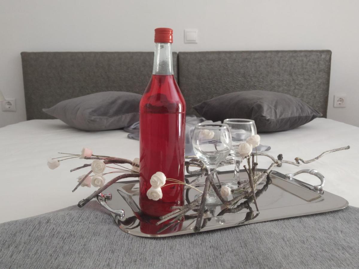 Aronis Apartments Benitses  Dış mekan fotoğraf