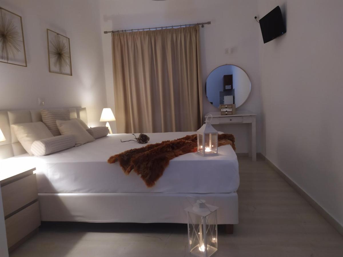 Aronis Apartments Benitses  Dış mekan fotoğraf