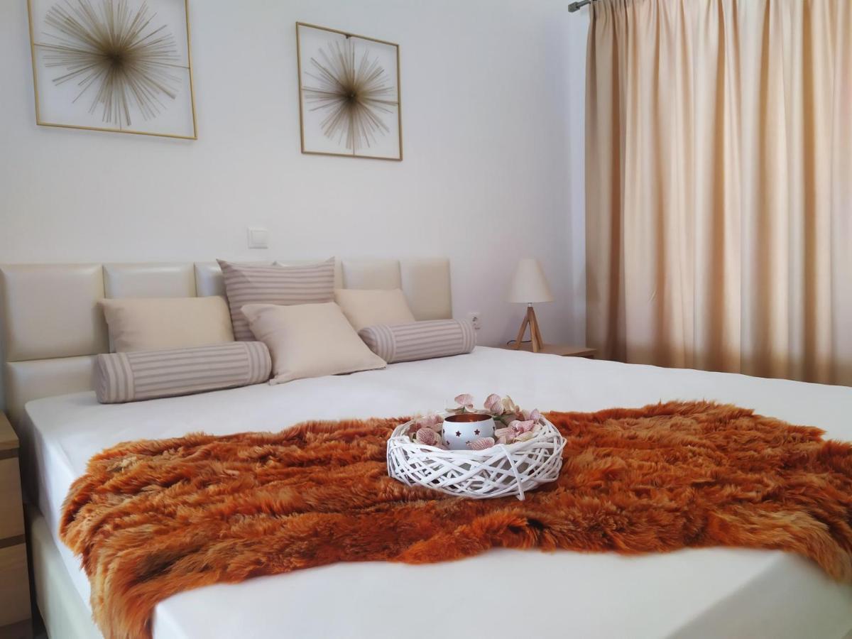 Aronis Apartments Benitses  Dış mekan fotoğraf